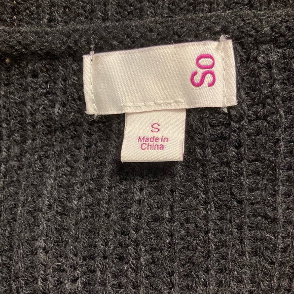 So Sweater light weight. Longsleeve, - Picture 3 of 4
